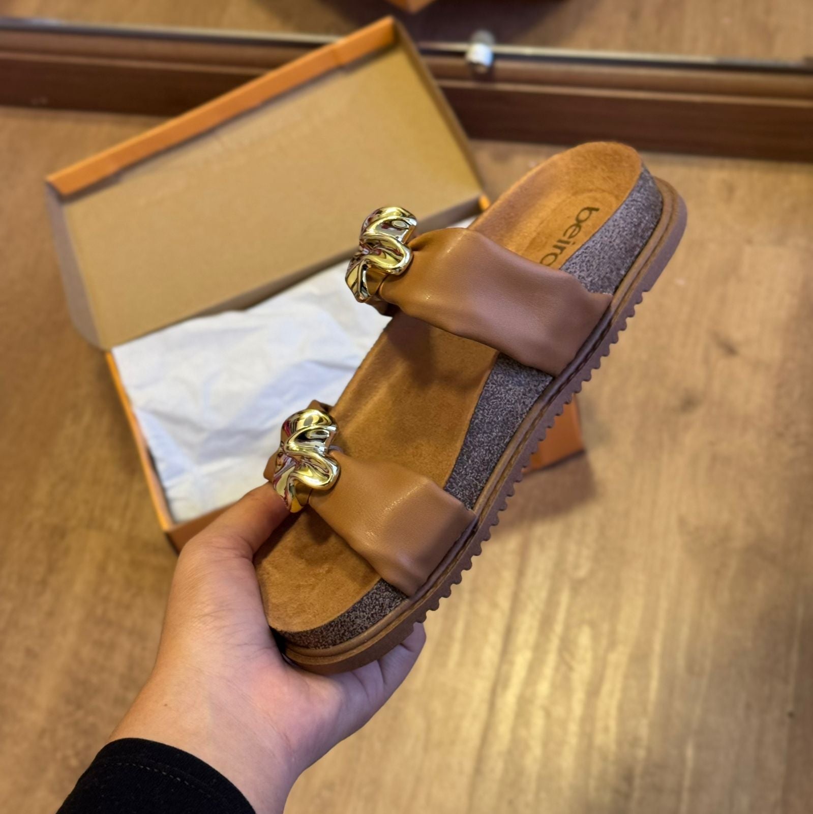 Sandália Beira Rio Pepita de Ouro 8523.115