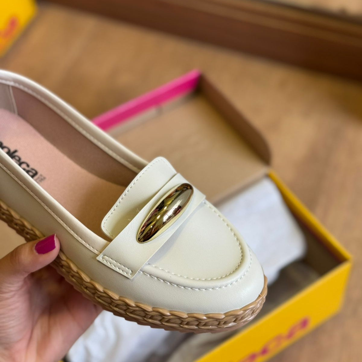 Sandália Slip-On Moleca Napa Sardenha Neo 5696.335