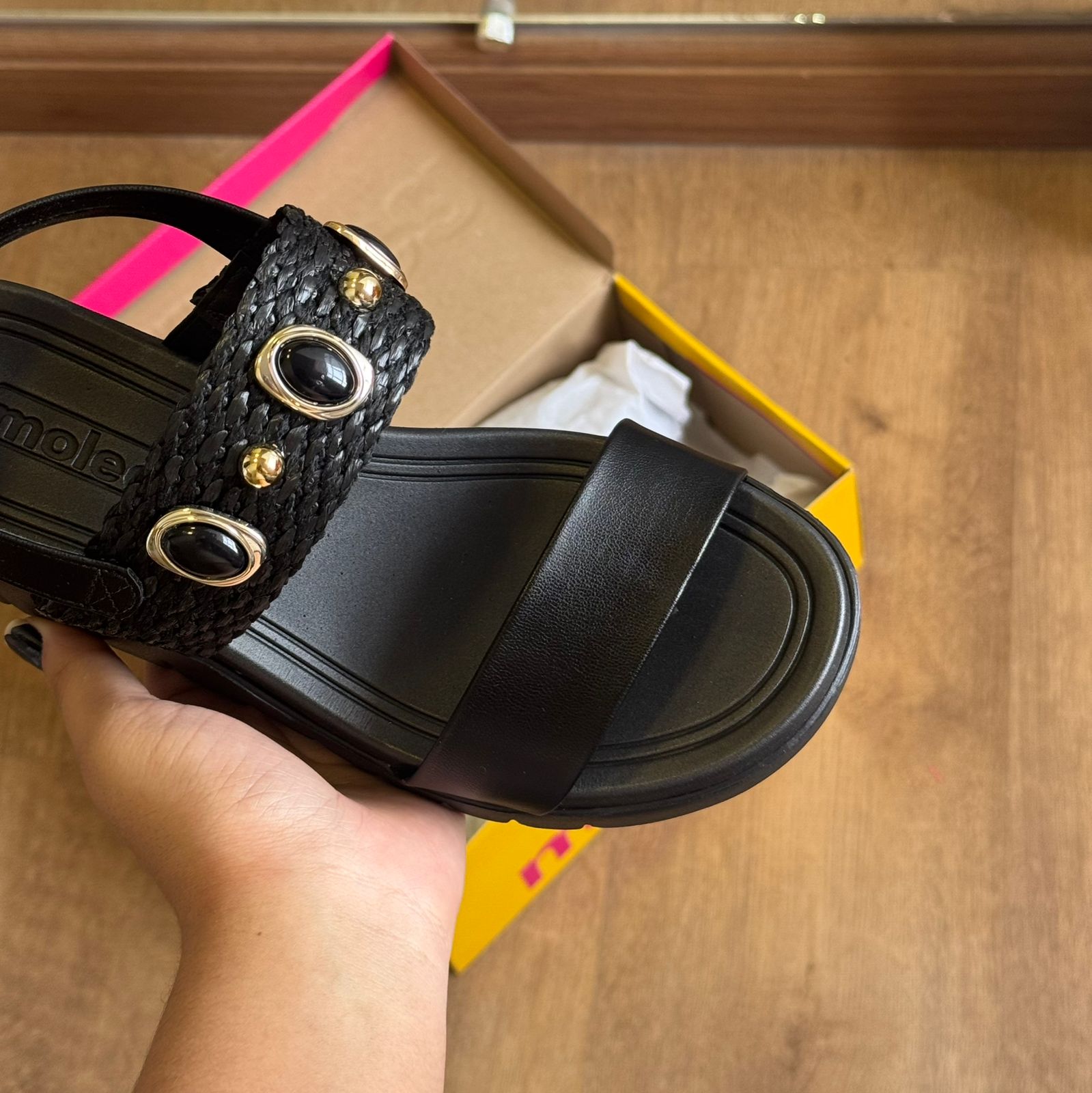 Sandália Moleca Plataforma Detalhes nas Tiras 5536.110