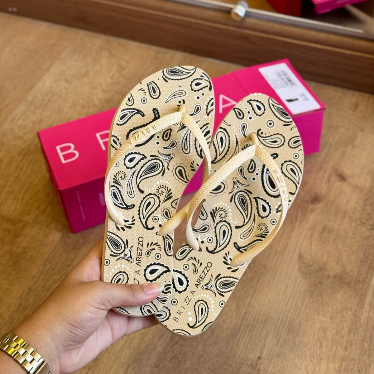 Chinelo Arezzo Z190260094