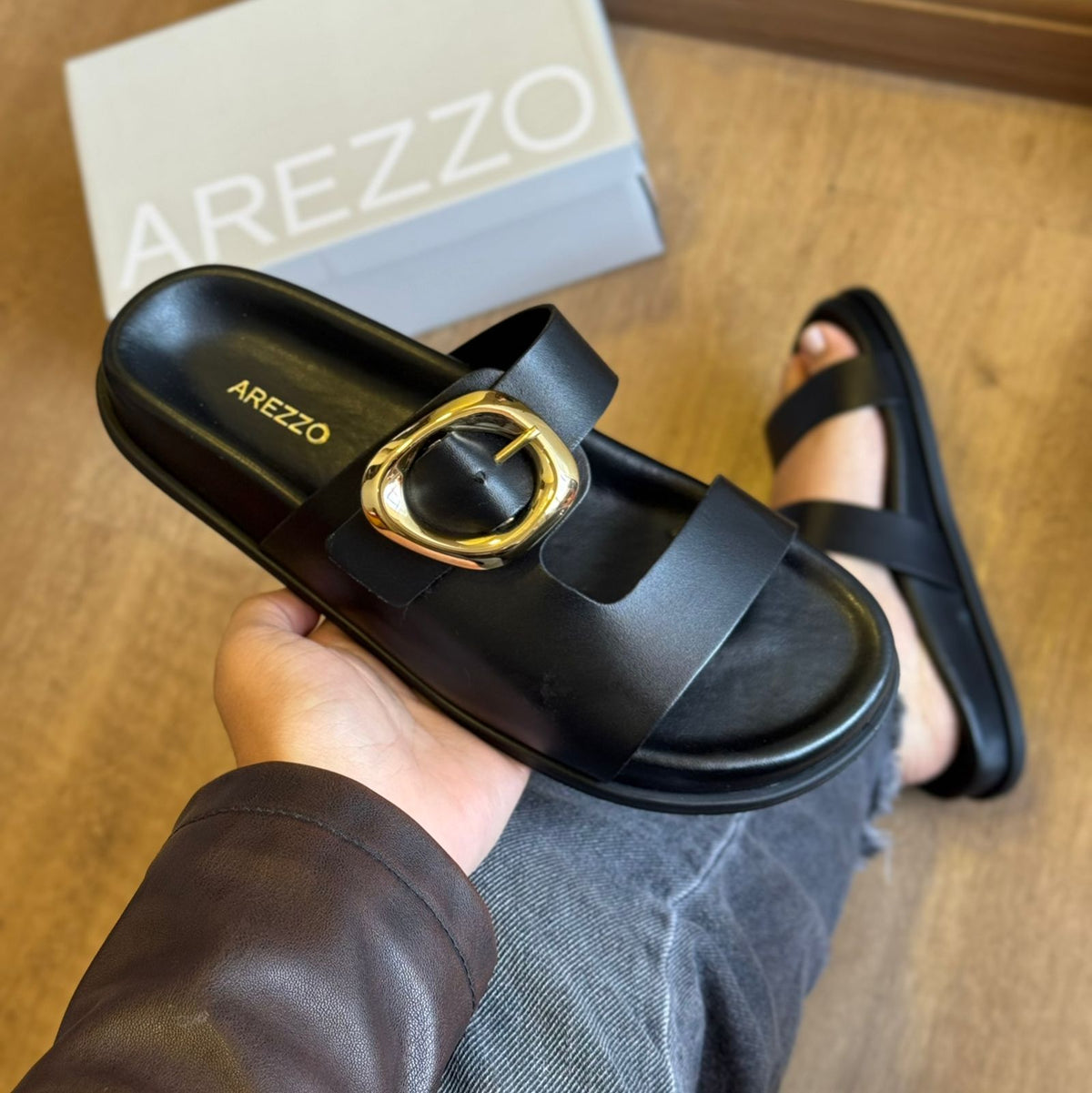 Sandália Arezzo Rio de Ouro A135550069