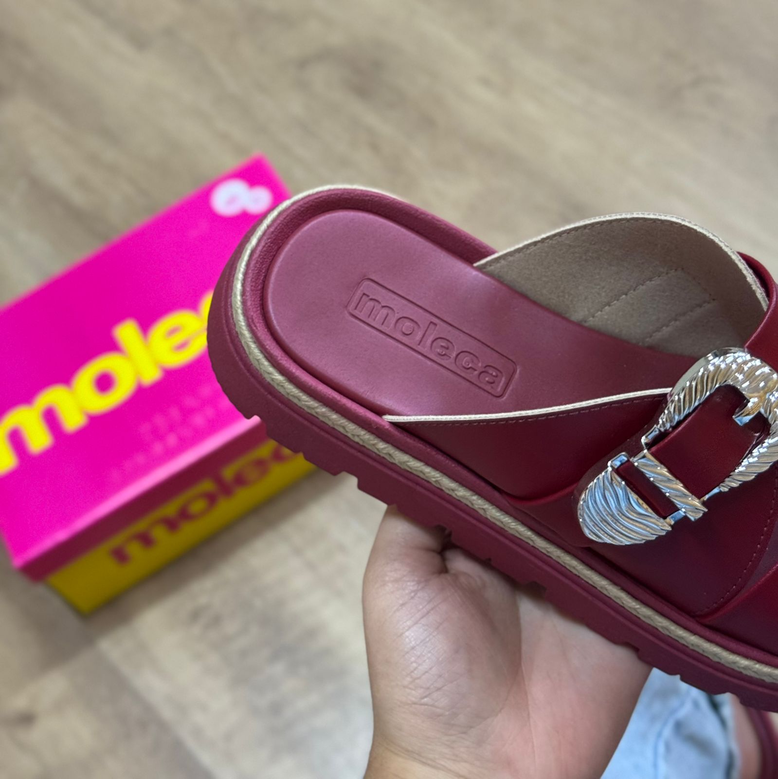 Sandália Moleca Tratorado Detalhe Prata 5504.216