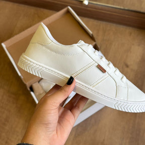 Tênis Ana Capri Cami Detalhe C303410002