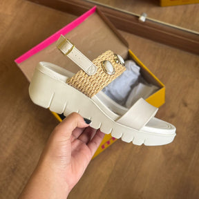 Sandália Moleca Plataforma Detalhes nas Tiras 5536.110