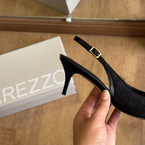 Scarpin Arezzo Camurça Salto Kitten Slingback A138550002